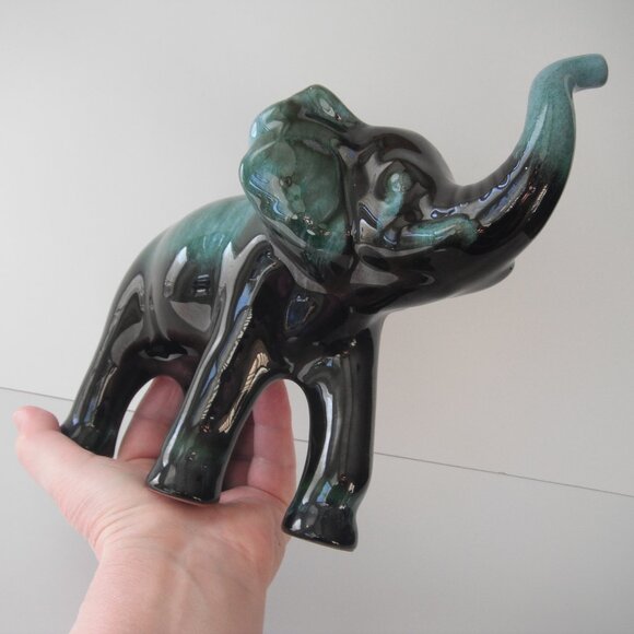 Vintage Blue Mountain Pottery Elephant Figurine Black & Green 8 " Tall Trunk Up - Picture 9 of 9